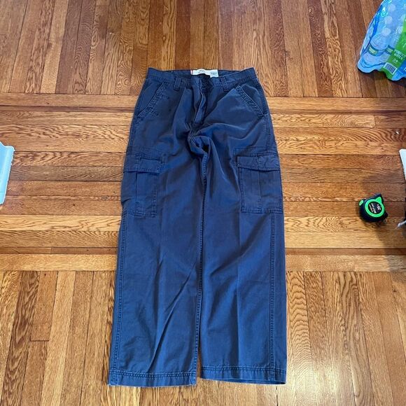 Y2K Levi Cargo pants - Picture 4 of 5